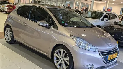 Gebruikt 2012 Peugeot 208 Allure Hatchback | € 5.944 (Eerlijke prijs)