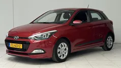 Rood Gebruikt 2018 Hyundai i20 Comfort Hatchback | € 14.140 (Eerlijke prijs)