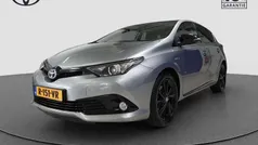 Grijs Gebruikt 2018 Toyota Auris Hybrid Edition Hatchback | € 16.450 (Eerlijke prijs)