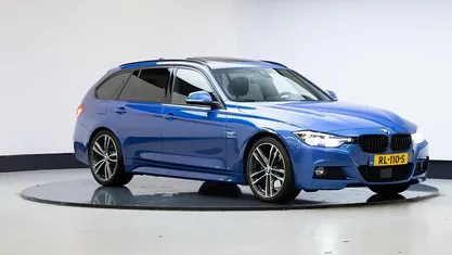 Gebruikt 2018 BMW 320 Executive Stationwagen | € 26.945 (Eerlijke prijs)