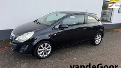 Zwart Gebruikt 2012 Opel Corsa Color Edition Hatchback | € 2.750 (Eerlijke prijs)