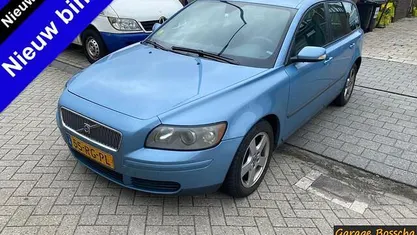 Blauw Gebruikt 2005 Volvo V50 Kinetic Stationwagen | € 2.850 (Goede deal)