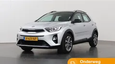 Grijs Gebruikt 2020 Kia Stonic SUV | € 18.230 (Eerlijke prijs)