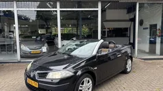 Zwart Gebruikt 2007 Renault Mégane Cabriolet Exception Cabriolet | € 3.249 (Eerlijke prijs)