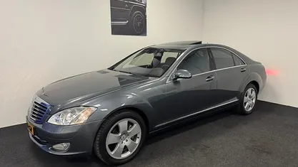 Grijs Gebruikt 2007 Mercedes S500 Sedan | € 13.490 (Super prijs)