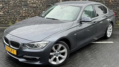 Grijs Occasion 2013 BMW 328 Executive Sedan | € 6.995 (Eerlijke prijs)