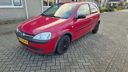 Occasion Opel Corsa Njoy 75 PK (55 kW) 2003 Rood Hatchback