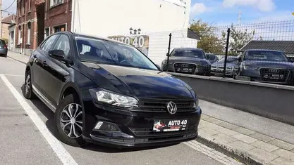 Zwart Occasion 2019 VW Polo Sportline Sedan | € 12.990 (Eerlijke prijs)
