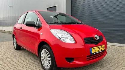 Occasion 2006 Toyota Yaris Hatchback | € 1.299 (Eerlijke prijs)