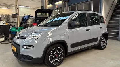 Grijs Gebruikt 2022 Fiat Panda City Life Hatchback | € 13.150 (Eerlijke prijs)
