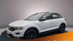 Wit Gebruikt 2021 VW T-Roc Business SUV | € 29.900 (Eerlijke prijs)