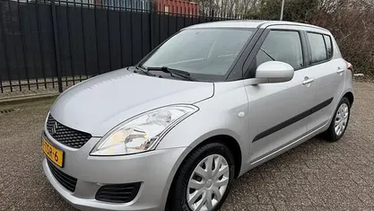 Occasion Suzuki Swift Comfort 94 PK (69 kW) 2012 Grijs (metallic) Hatchback