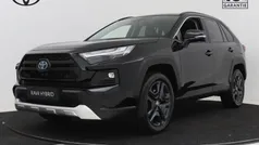 Zilver Gebruikt 2022 Toyota RAV4 Hybrid SUV | € 45.445 (Eerlijke prijs)