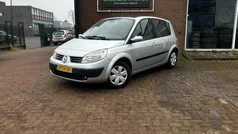Gebruikt 2006 Renault Scénic II MPV | € 2.499 (Eerlijke prijs)