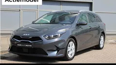 Grijs Nieuw 2025 Kia Ceed Hatchback | € 29.945 (Eerlijke prijs)