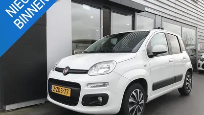 Occasion Fiat Panda Lounge 60 PK (44 kW) 2015 Wit Hatchback