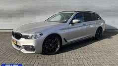 Grijs Gebruikt 2018 BMW 520 M Sport Stationwagen | € 27.435 (Eerlijke prijs)