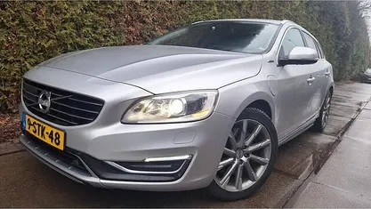 Occasion Volvo V60 Summum 215 PK (158 kW) 2013 Grijs (metallic) Stationwagen
