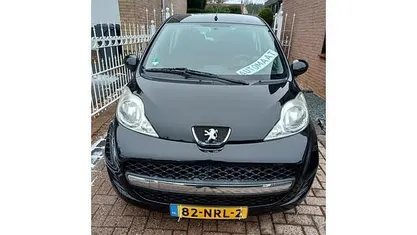 Occasion 2010 Peugeot 107 Hatchback | € 3.750 (Goede deal)