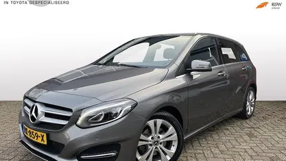 Occasion Mercedes B180 Ambition 123 PK (90 kW) 2017 Grijs MPV