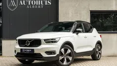 Wit Gebruikt 2022 Volvo XC40 R-Design SUV | € 38.950 (Eerlijke prijs)