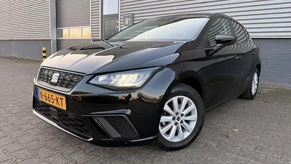 Zwart Occasion 2021 Seat Ibiza Business Hatchback | € 14.995 (Eerlijke prijs)