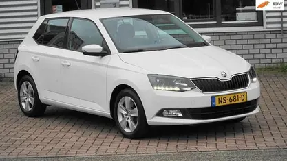 Occasion 2017 Skoda Fabia Style Hatchback | € 10.850 (Eerlijke prijs)