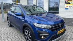 Gebruikt 2023 Dacia Sandero Expression Hatchback | € 18.500 (Eerlijke prijs)