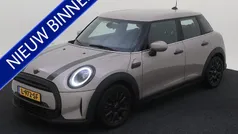 Gebruikt 2021 Mini Cooper Business Hatchback | € 18.900 (Eerlijke prijs)