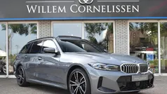Grijs Gebruikt 2024 BMW 330e M Sport Stationwagen | € 51.950 (Goede deal)