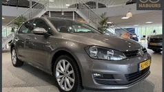 Grijs Gebruikt 2016 VW Golf VII Highline Hatchback | € 15.750 (Goede deal)