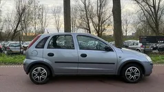 Gebruikt 2005 Opel Corsa Essentia Hatchback | € 1.099 (Goede deal)