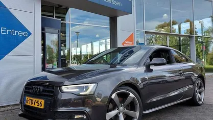 Grijs Gebruikt 2014 Audi A5 Premium Coupé | € 12.950 (Goede deal)