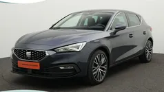 Grijs, metallic lak Gebruikt 2021 Seat Leon XCELLENCE Hatchback | € 22.900 (Eerlijke prijs)