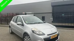 Gebruikt 2011 Renault Clio II Hatchback | € 2.599 (Eerlijke prijs)