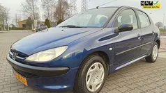 Blauw Gebruikt 2002 Peugeot 206 Hatchback | € 1.599 (Eerlijke prijs)