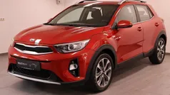 Rood Gebruikt 2017 Kia Stonic SUV | € 15.294 (Eerlijke prijs)