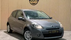 Grijs Gebruikt 2010 Renault Clio II Collection Hatchback | € 2.440 (Goede deal)