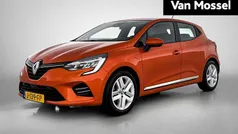Hatchback Gebruikt 2020 Renault Clio V Zen Hatchback | € 12.945 (Eerlijke prijs)