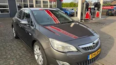 Grijs Gebruikt 2010 Opel Astra Cosmo Hatchback | € 3.950 (Eerlijke prijs)