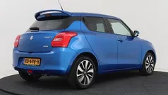 Blauw Gebruikt 2018 Suzuki Swift Hatchback | € 12.899 (Eerlijke prijs)