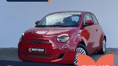 Rood Gebruikt 2024 Fiat 500e Urban Hatchback | € 21.495 (Super prijs)