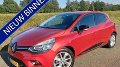 Rood Gebruikt 2016 Renault Clio IV LIMITED Hatchback | € 7.250 (Goede deal)