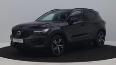 Zwart Gebruikt 2020 Volvo XC40 R-Design SUV | € 29.400 (Eerlijke prijs)