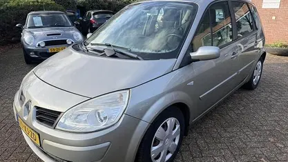 Grijs Gebruikt 2007 Renault Scénic II Business MPV | € 1.250 (Goede deal)