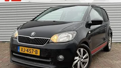 Zwart Gebruikt 2013 Skoda Citigo Hatchback | € 4.448 (Eerlijke prijs)
