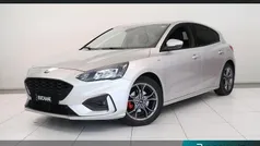 Grijs Gebruikt 2021 Ford Focus Business Edition Hatchback | € 19.235 (Eerlijke prijs)