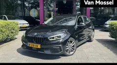 Zwart Gebruikt 2019 BMW 118 Executive Hatchback | € 19.900 (Eerlijke prijs)