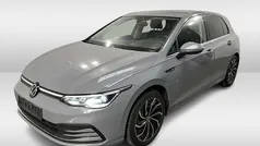 Gebruikt 2022 VW Golf VIII Active Hatchback | € 26.950 (Eerlijke prijs)