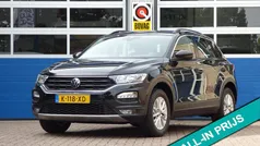 Zwart Gebruikt 2021 VW T-Roc Style SUV | € 23.949 (Eerlijke prijs)